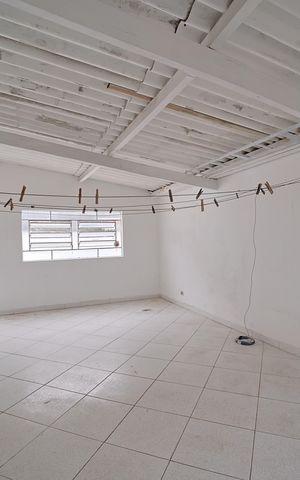 Casa à venda com 100m², 3 quartos e 1 vagaÁrea de Serviço