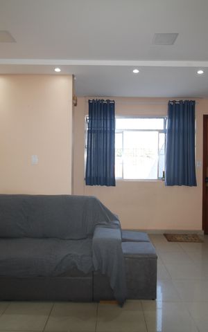 Casa à venda com 125m², 3 quartos e 2 vagasSala