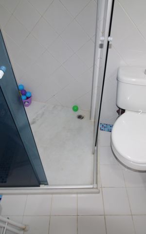 Casa à venda com 125m², 3 quartos e 2 vagasBanheiro 1