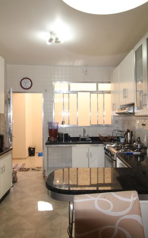 Casa à venda com 125m², 3 quartos e 2 vagasCozinha