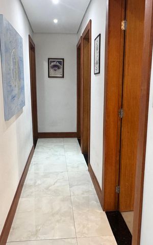 Casa à venda com 280m², 3 quartos e 3 vagas Casa à venda com 280m², 3 quartos e 3 vagasCorredor