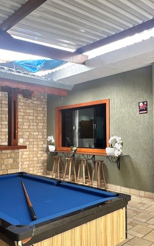Casa à venda com 280m², 3 quartos e 3 vagas Casa à venda com 280m², 3 quartos e 3 vagasJogos