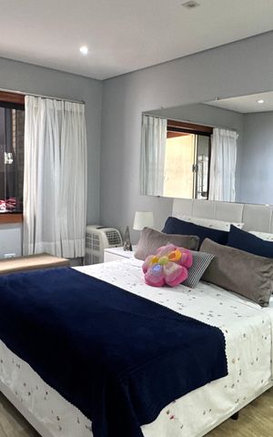 Casa à venda com 280m², 3 quartos e 3 vagas Casa à venda com 280m², 3 quartos e 3 vagasSuite