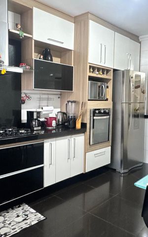 Casa à venda com 280m², 3 quartos e 3 vagas Casa à venda com 280m², 3 quartos e 3 vagasCozinha