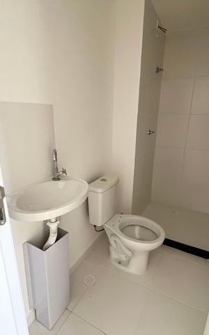 Apartamento à venda com 29m², 2 quartos e sem vaga Apartamento à venda com 29m², 2 quartos e sem vagaBanheiro