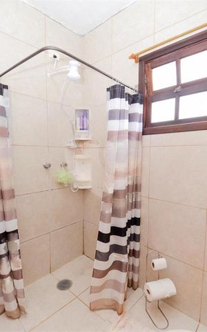Casa à venda com 164m², 4 quartos e 2 vagas