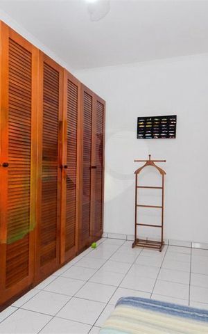 Casa à venda com 164m², 4 quartos e 2 vagas
