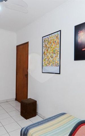 Casa à venda com 164m², 4 quartos e 2 vagas