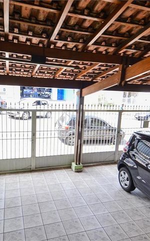 Casa à venda com 164m², 4 quartos e 2 vagas