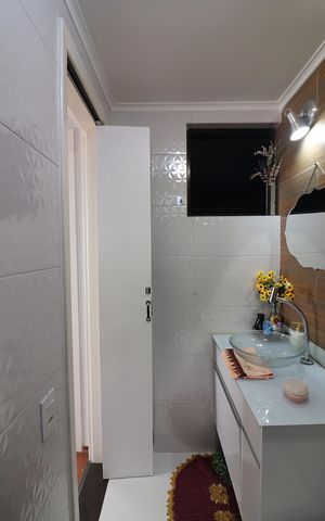 Apartamento à venda com 62m², 2 quartos e 1 vagaBanheiro Social