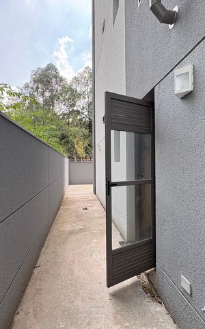 Casa para alugar com 213m², 3 quartos e 2 vagas Casa para alugar com 213m², 3 quartos e 2 vagasVaranda da Sala