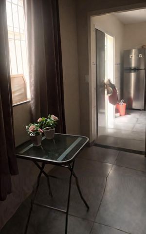 Casa para alugar com 480m², 3 quartos e 3 vagas Casa para alugar com 480m², 3 quartos e 3 vagasSala