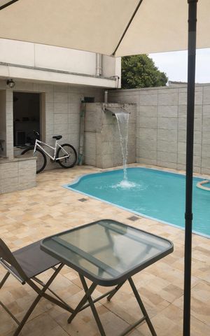 Casa para alugar com 480m², 3 quartos e 3 vagas Casa para alugar com 480m², 3 quartos e 3 vagasÁrea externa