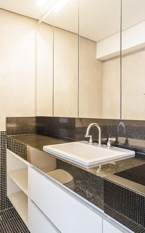 Apartamento à venda com 166m², 2 quartos e 3 vagas Apartamento à venda com 166m², 2 quartos e 3 vagasBanheiro Social