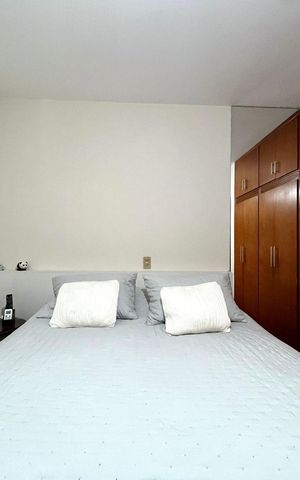 Casa à venda com 390m², 4 quartos e 5 vagas Casa à venda com 390m², 4 quartos e 5 vagasSuíte 1