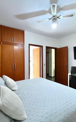 Casa à venda com 390m², 4 quartos e 5 vagas Casa à venda com 390m², 4 quartos e 5 vagasSuíte 1