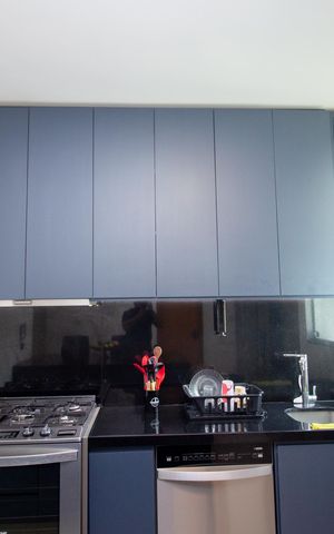 Casa à venda com 170m², 3 quartos e 4 vagas Casa à venda com 170m², 3 quartos e 4 vagasCozinha e Área de Serviço