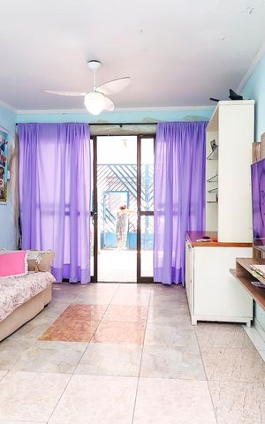 Casa à venda com 88m², 4 quartos e 1 vagaCasa 2 - Sala