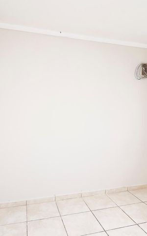 Casa à venda com 88m², 4 quartos e 1 vagaCasa 1 - Quarto