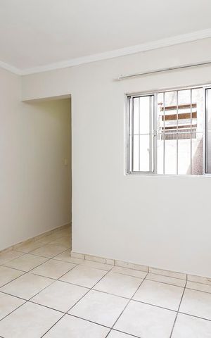 Casa à venda com 88m², 4 quartos e 1 vagaCasa 1 - Sala
