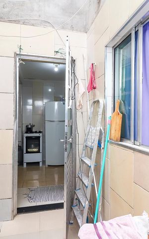 Casa à venda com 88m², 4 quartos e 1 vagaCasa 2 - Área de Serviço