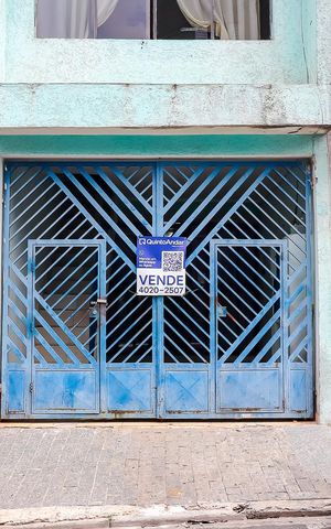 Casa à venda com 88m², 4 quartos e 1 vagaFachada