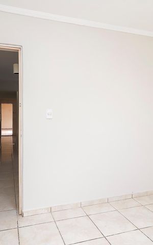 Casa à venda com 88m², 4 quartos e 1 vagaCasa 1 - Quarto