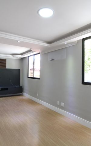 Casa de condomínio à venda com 120m², 4 quartos e 3 vagasSala