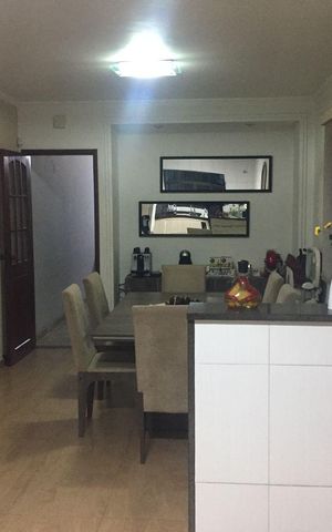 Casa à venda com 169m², 3 quartos e 2 vagasSala