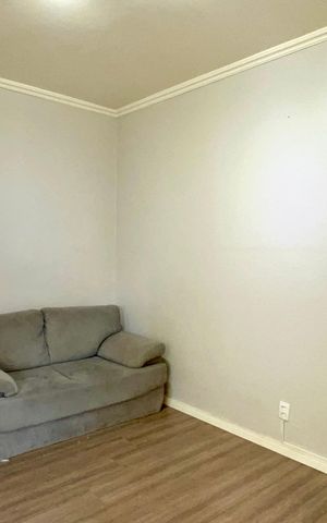 Apartamento à venda com 81m², 2 quartos e sem vaga Apartamento à venda com 81m², 2 quartos e sem vagaSala