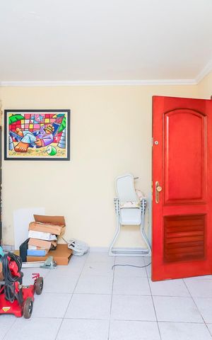 Casa à venda com 570m², 4 quartos e 10 vagasEdícula