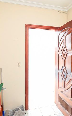 Casa à venda com 570m², 4 quartos e 10 vagasEdícula