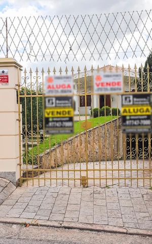 Casa à venda com 570m², 4 quartos e 10 vagasFachada
