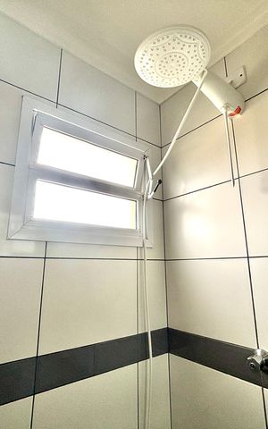 Apartamento à venda com 87m², 2 quartos e 1 vaga Apartamento à venda com 87m², 2 quartos e 1 vagaBanheiro
