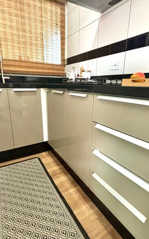 Apartamento à venda com 87m², 2 quartos e 1 vaga Apartamento à venda com 87m², 2 quartos e 1 vagaCozinha - Armários