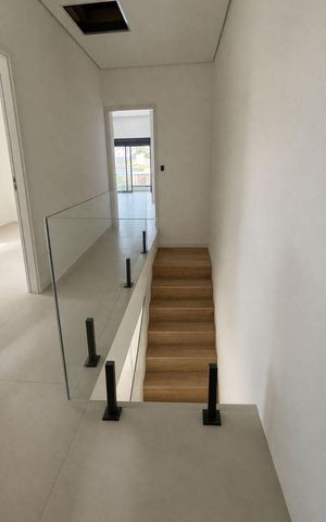 Casa de condomínio à venda com 125m², 3 quartos e 2 vagas Casa de condomínio à venda com 125m², 3 quartos e 2 vagasSala