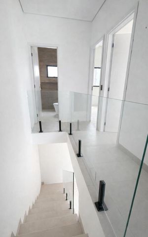 Casa de condomínio à venda com 125m², 3 quartos e 2 vagas Casa de condomínio à venda com 125m², 3 quartos e 2 vagasCorredor