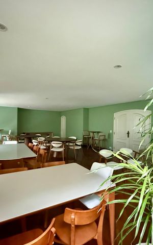 Apartamento à venda com 200m², 4 quartos e 3 vagas Apartamento à venda com 200m², 4 quartos e 3 vagasSalão de Festas