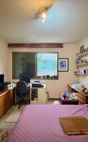Apartamento à venda com 200m², 4 quartos e 3 vagas Apartamento à venda com 200m², 4 quartos e 3 vagasSuíte 2