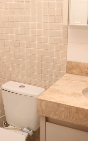 Apartamento à venda com 75m², 2 quartos e 1 vagaBanheiro do corredor