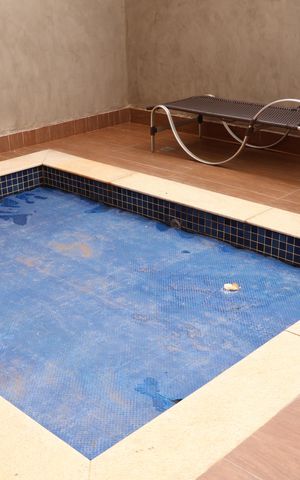 Apartamento à venda com 75m², 2 quartos e 1 vagaÁrea comum - Piscina