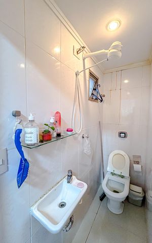 Apartamento à venda com 72m², 2 quartos e 1 vagaBanheiro de serviço