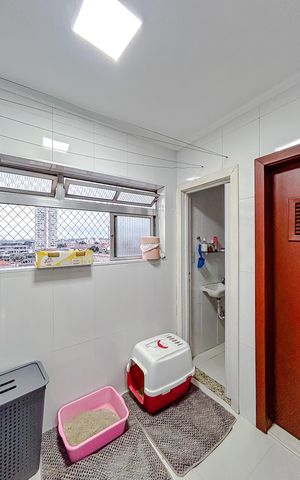 Apartamento à venda com 72m², 2 quartos e 1 vagaÁrea de Serviço