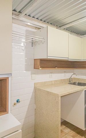 Casa de condomínio à venda com 122m², 3 quartos e 3 vagas Casa de condomínio à venda com 122m², 3 quartos e 3 vagasLavanderia