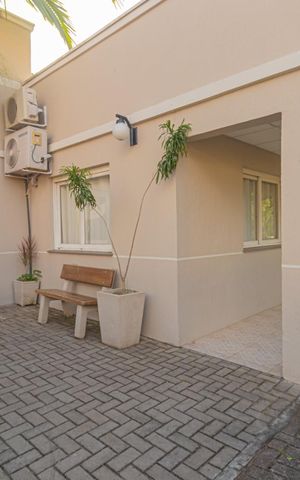Casa de condomínio à venda com 122m², 3 quartos e 3 vagas Casa de condomínio à venda com 122m², 3 quartos e 3 vagasÁrea comum - Salão de festas