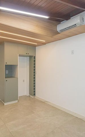 Casa de condomínio à venda com 122m², 3 quartos e 3 vagas Casa de condomínio à venda com 122m², 3 quartos e 3 vagasVaranda gourmet