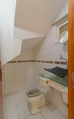 Casa de condomínio à venda com 122m², 3 quartos e 3 vagas Casa de condomínio à venda com 122m², 3 quartos e 3 vagasLavabo