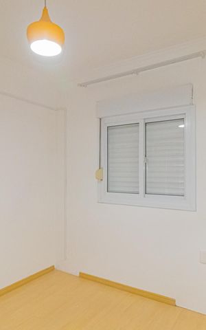 Casa de condomínio à venda com 122m², 3 quartos e 3 vagas Casa de condomínio à venda com 122m², 3 quartos e 3 vagasQuarto 1