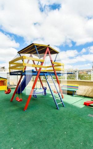 Apartamento à venda com 60m², 3 quartos e 1 vaga Apartamento à venda com 60m², 3 quartos e 1 vagaÁrea comum - Playground