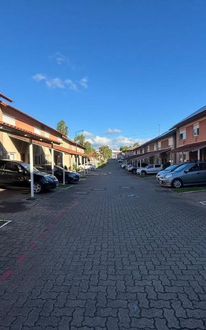 Casa de condomínio à venda com 115m², 2 quartos e 1 vaga